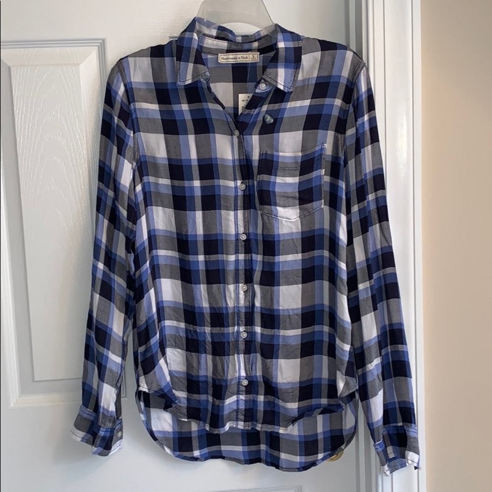 Abercrombie & Fitch - Blue Plaid Button Up Shirt